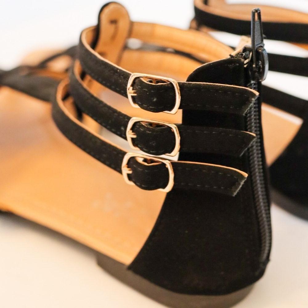 Gladiator Sandals Size 5.5 - Picture 7 of 8